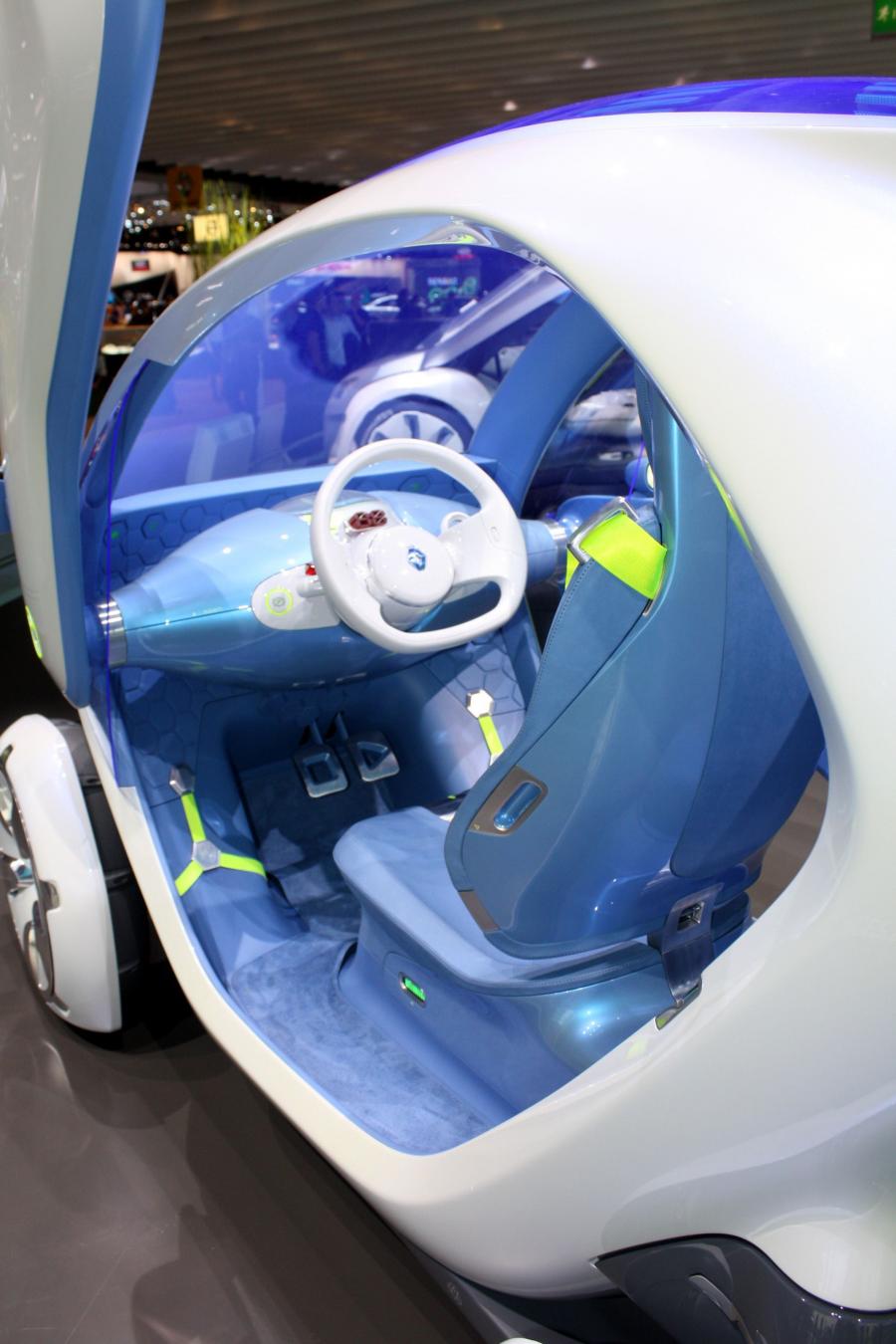  Renault Twizy Z.E. Concept 2009 года  (фото 23 из 41)